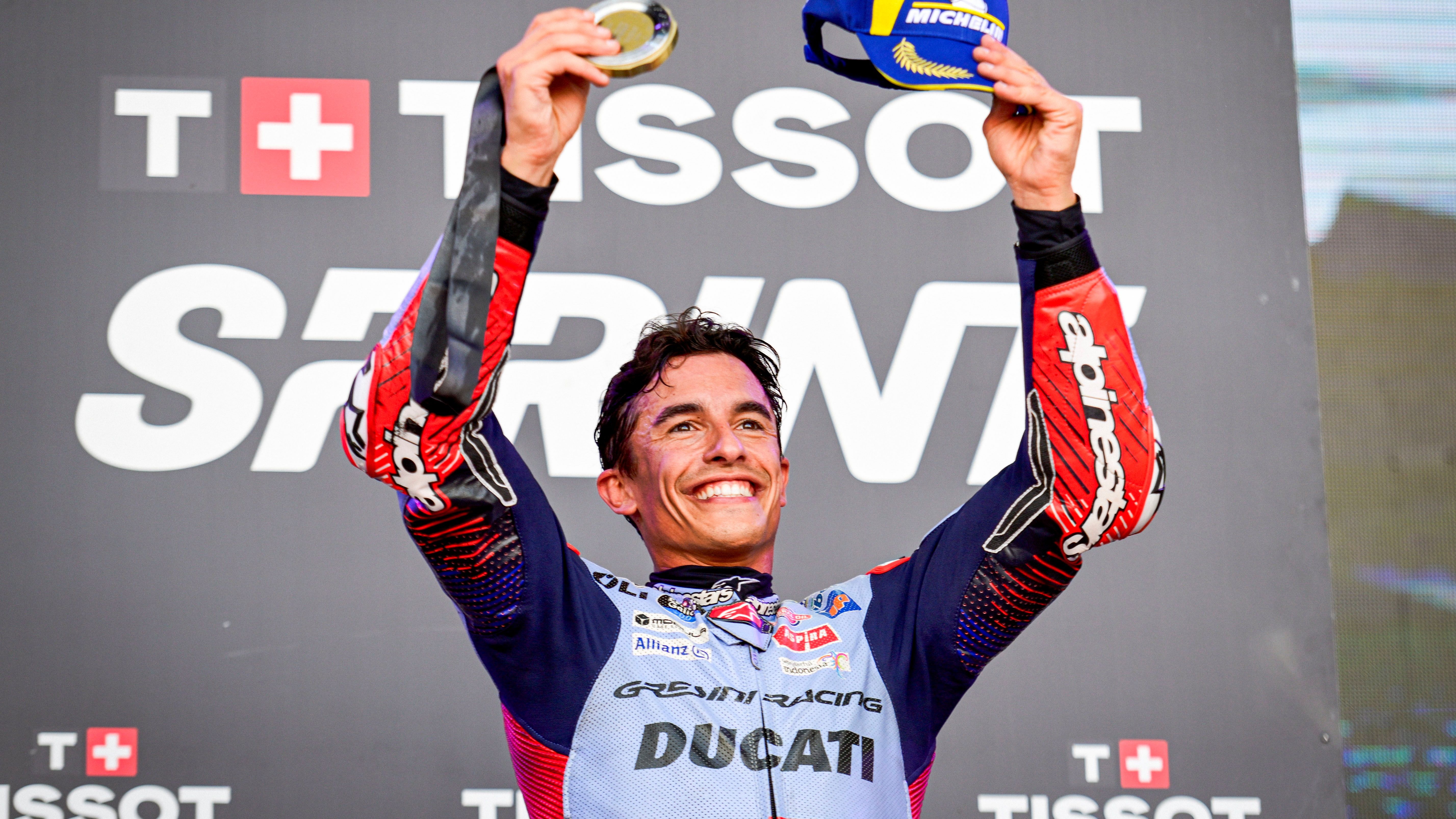 Marc Márquez festeja su victoria en el Sprint del GP de Aragón