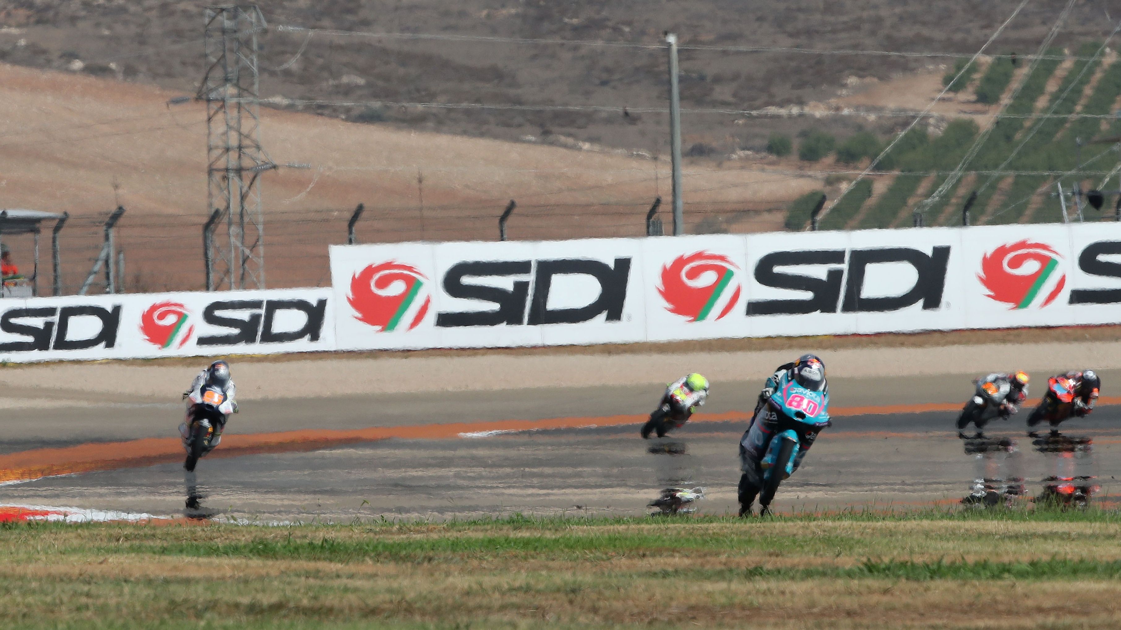 David Alonso lidera con gran margen sobre Collin Veijer, Moto3 Aragón 2024