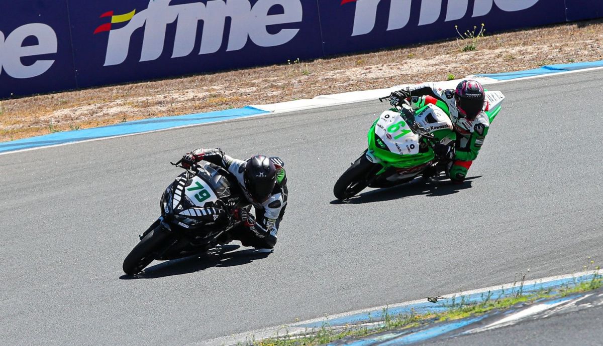 Tomás Alonso y Uriel Hidalgo se llevaron las victorias en Supersport 300 Tomás Alonso y Uriel Hidalgo se llevaron las victorias en Supersport 300