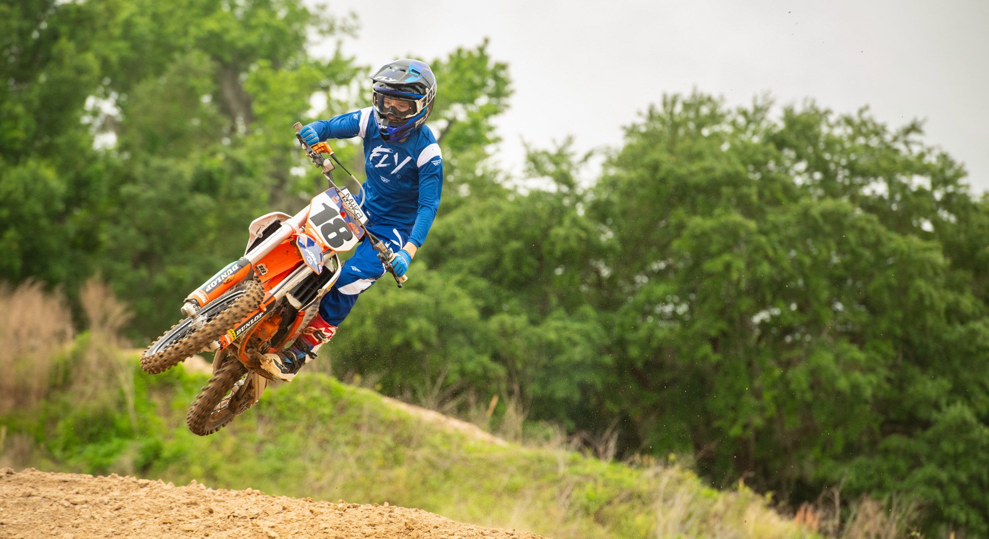 Fly Racing 2025