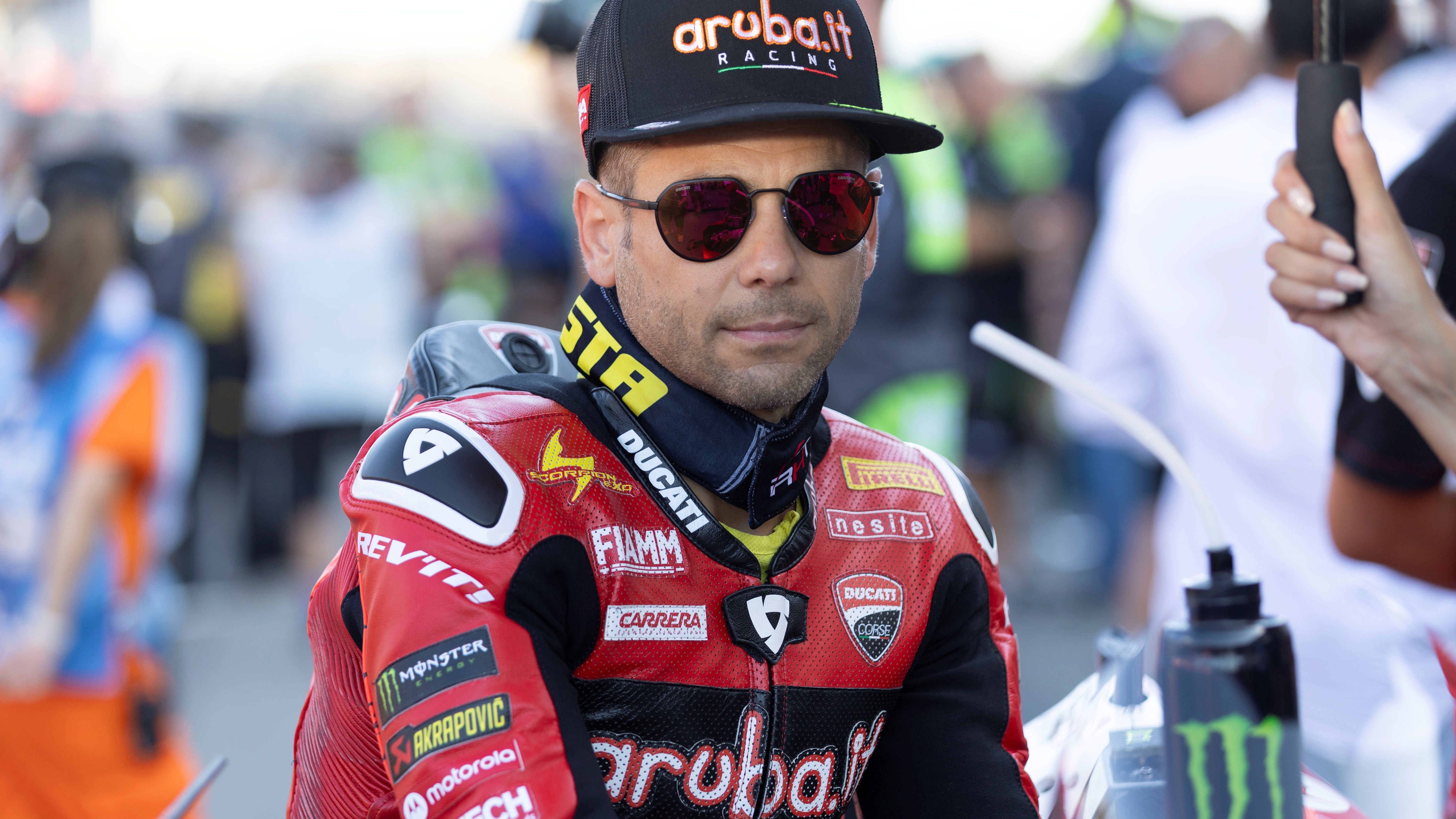 Álvaro Bautista ha renovado con el Aruba.it Racing  Ducati para el Mundial de Superbike 2025
