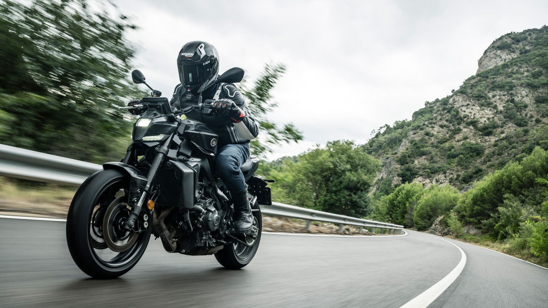 Yamaha MT 09 Y AMT 2024 Accion (19)