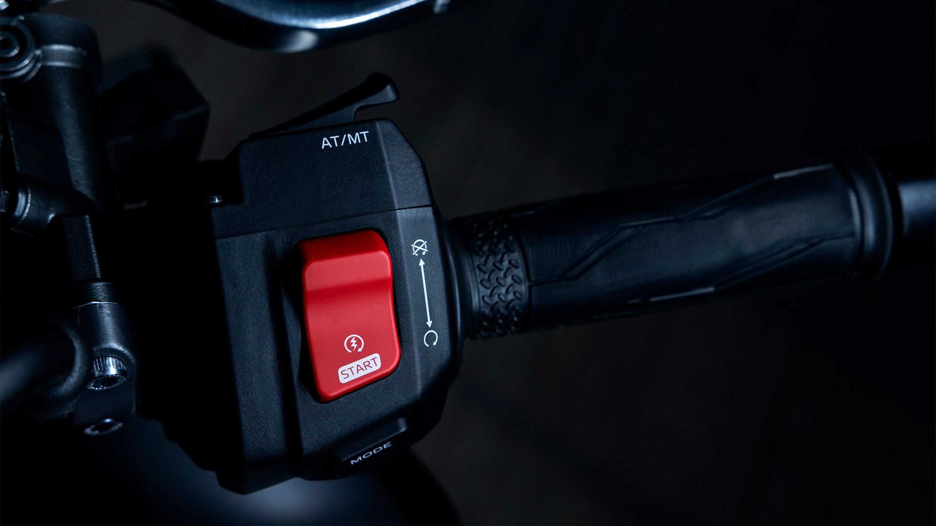 Yamaha MT 09 Y AMT 2024 Detalles B (3)