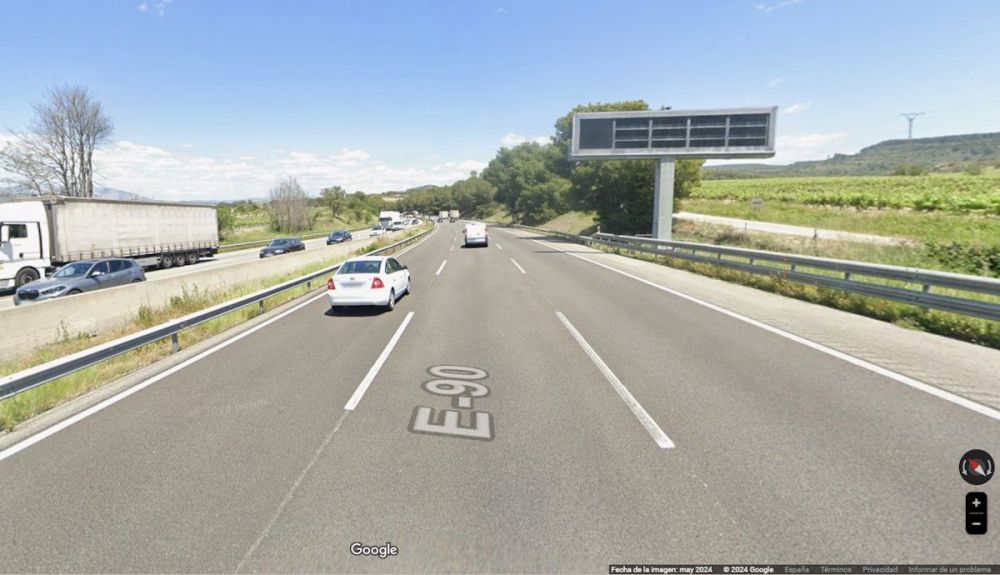 Esta es la autopista española que ya ha rebajado sus límites de velocidad, comenzando a multar Esta es la autopista española que ya ha rebajado sus límites de velocidad, comenzando a multar
