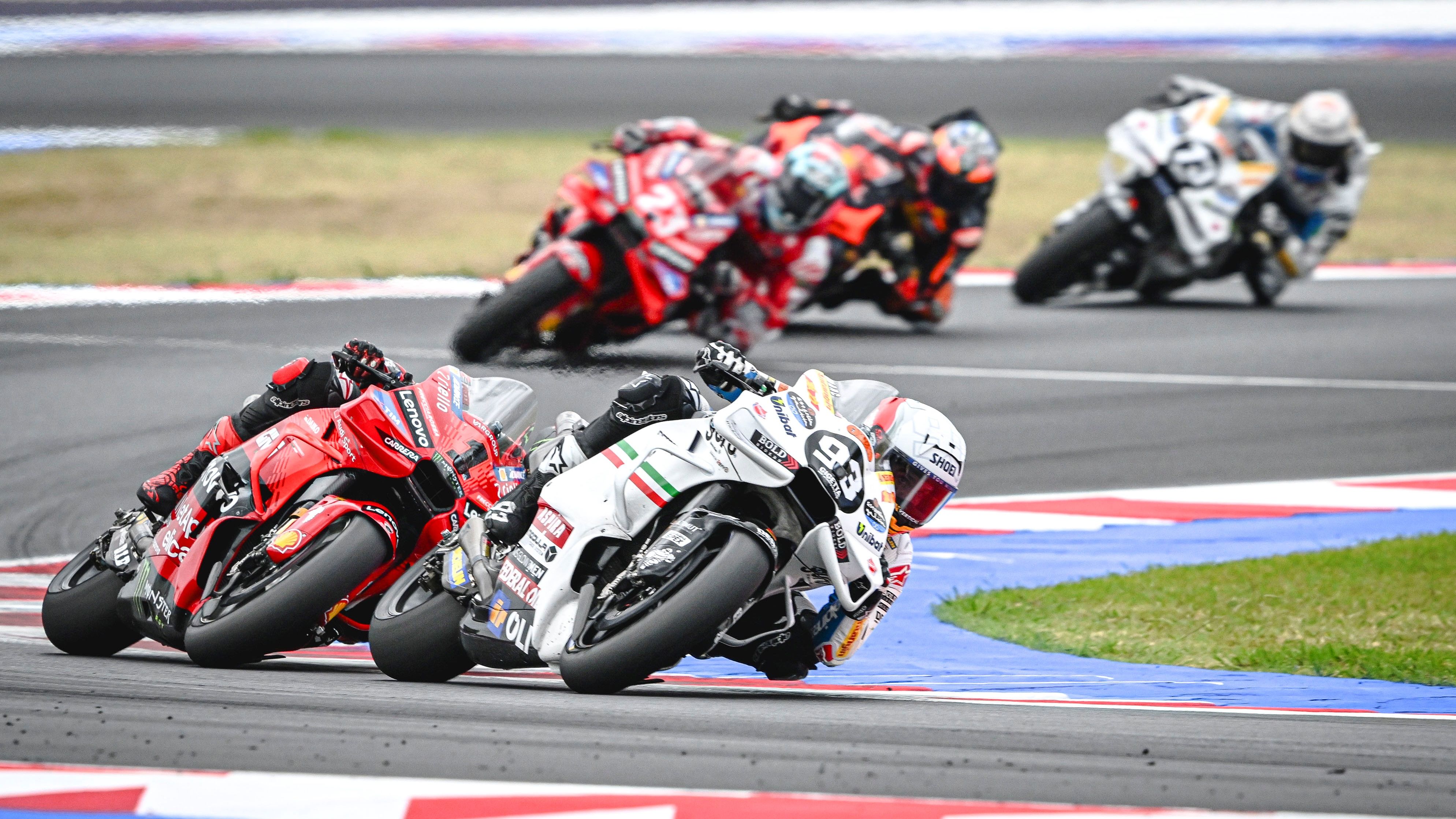 Marc Márquez y Pecco Bagnaia en la última carrera de MotoGP en Misano