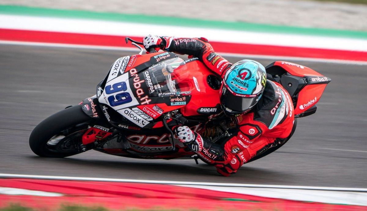 Adrián Huertas ha dominado de inicio a fin la primera carrera de Cremona Adrián Huertas ha dominado de inicio a fin la primera carrera de Cremona