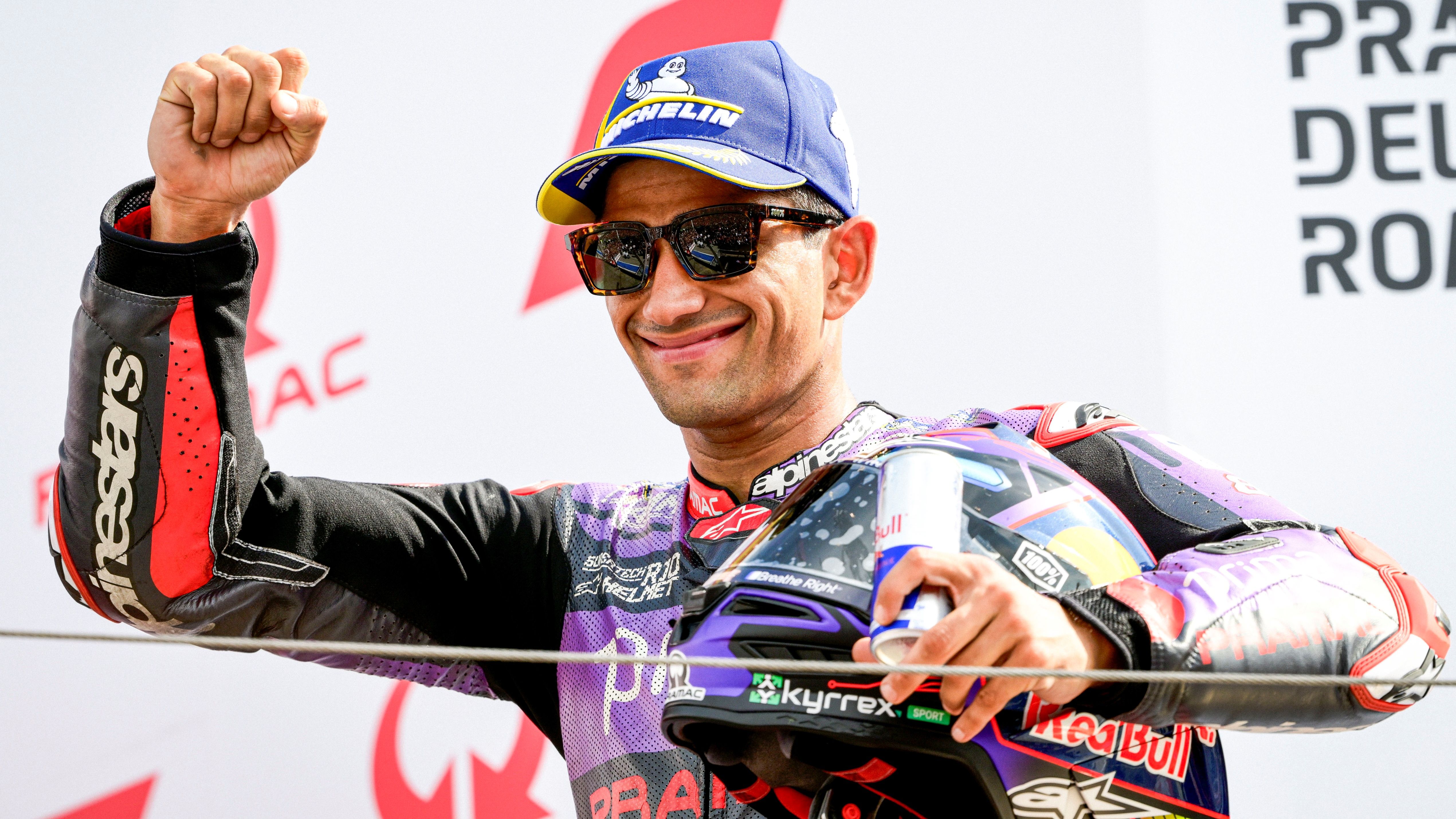Jorge Martín en el podio del GP de Emilia Romaña
