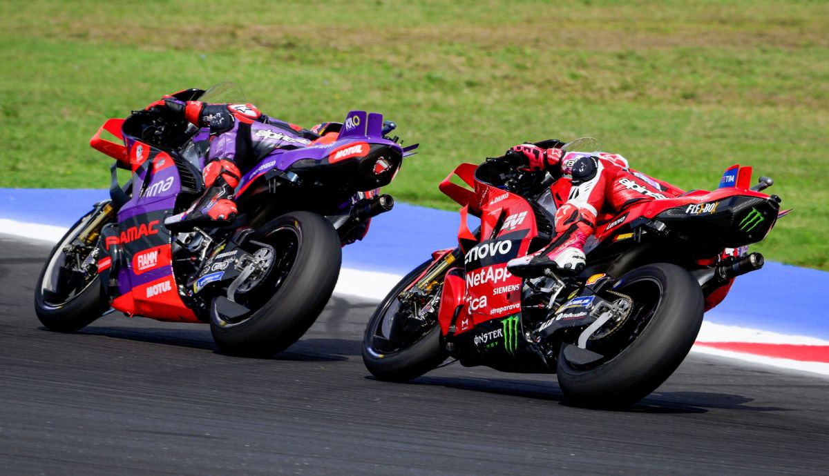Jorge Martín y Enea Bastianini se jugaron la victoria en el GP de Emilia Romaña de MotoGP Jorge Martín y Enea Bastianini se jugaron la victoria en el GP de Emilia Romaña de MotoGP