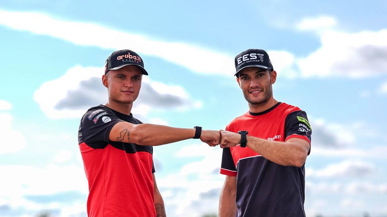Adrián Huertas y Jorge Navarro, pilotos españoles del Mundial de Supersport 2024