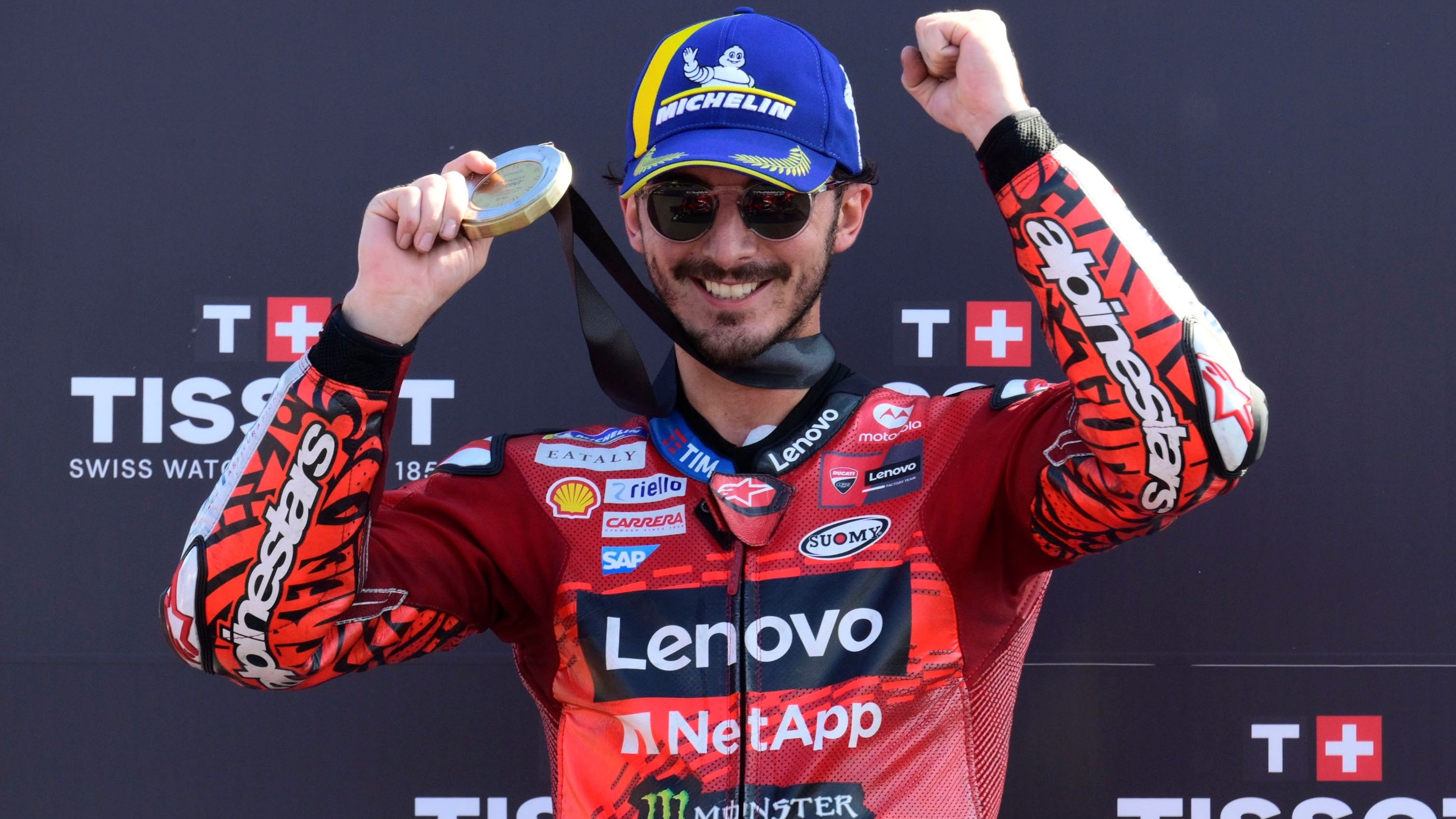 Pecco Bagania festeja su victoria en el Sprint de Indonesia
