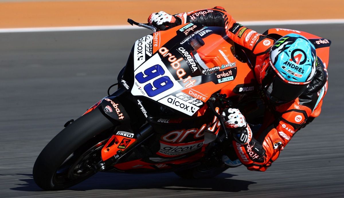 Adrián Huertas ha ganado la primera carrera en Motorland