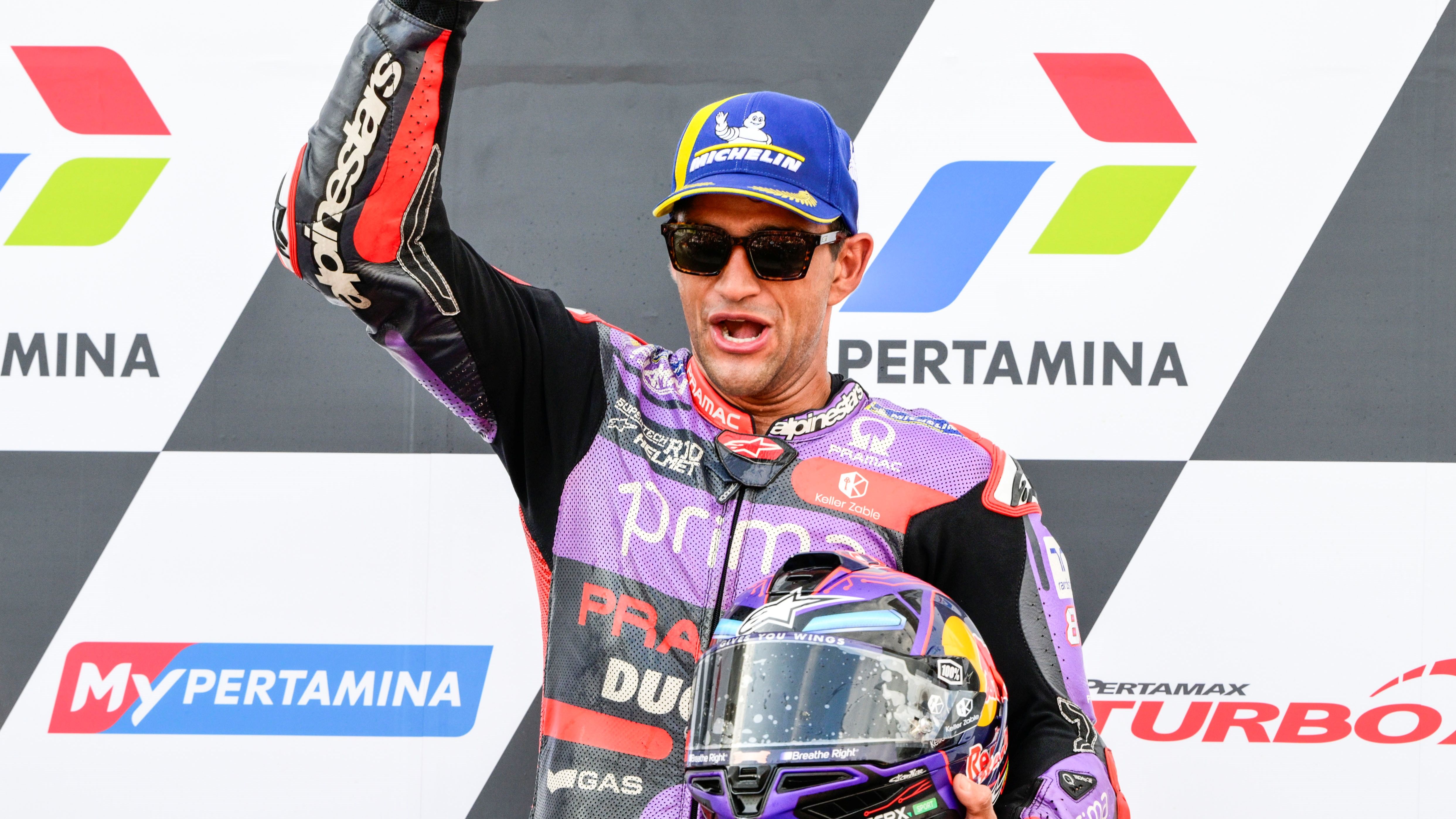 Jorge Martín celebra su triunfo en Indonesia