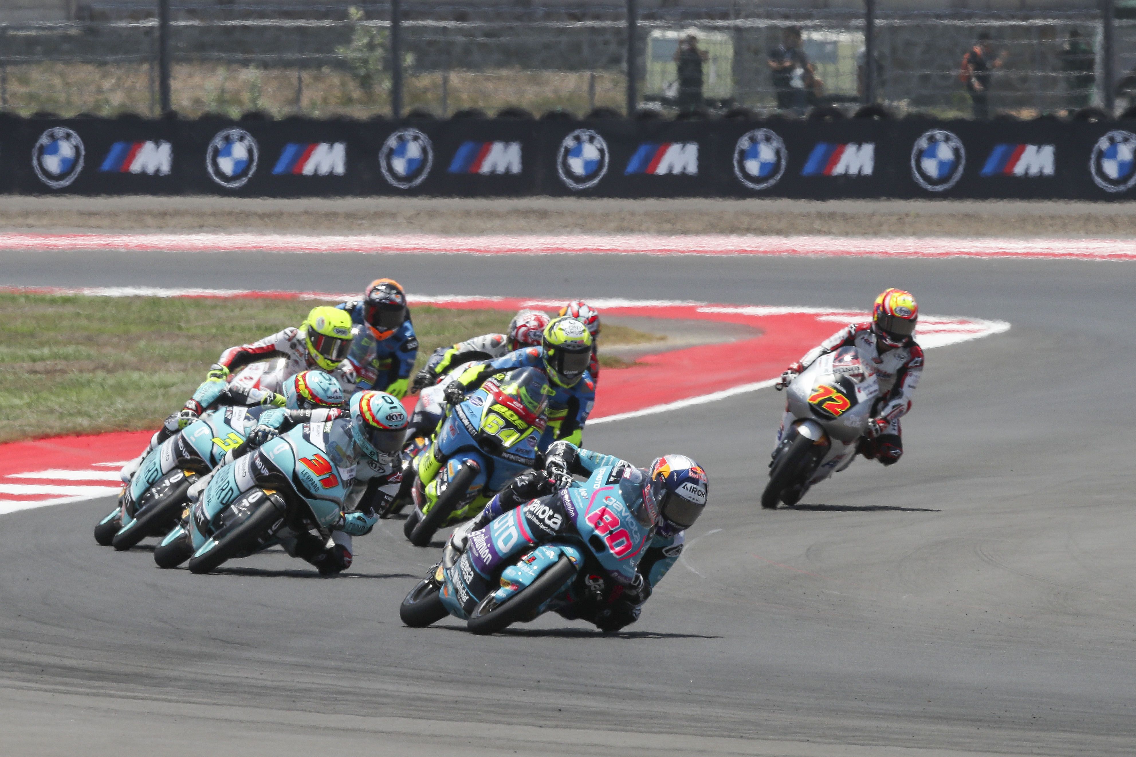 David Alonso seguido por Adrián Fernández, Ángel Piqueras y David Muñoz, MotoGP Indonesia 2024