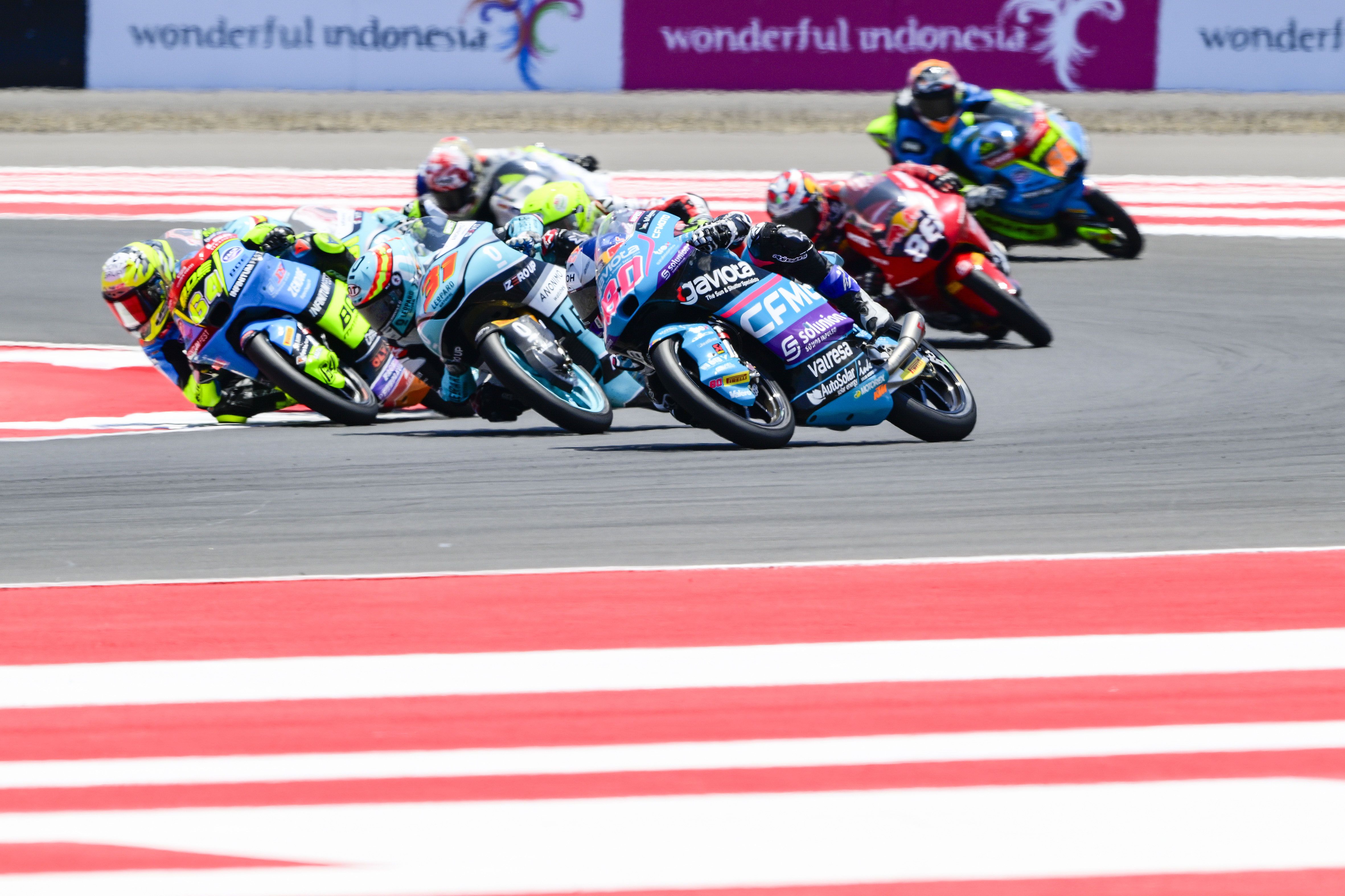 David Muñoz y Adrián Fernández superan a David Alonso, Moto3 Indonesia 2024