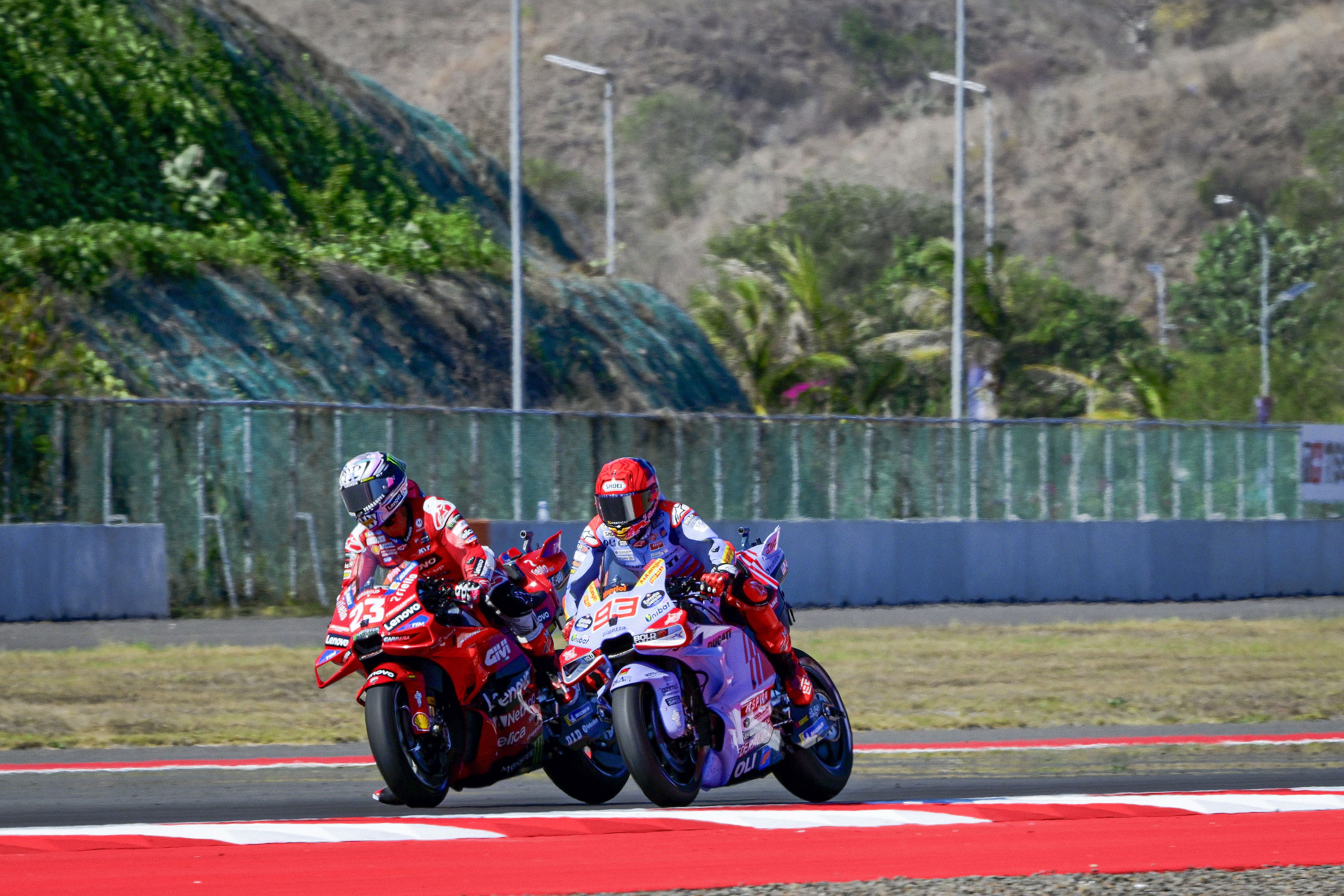 Enea Bastianini supera a Marc Márquez en el Sprint, MotoGP Indonesia 2024
