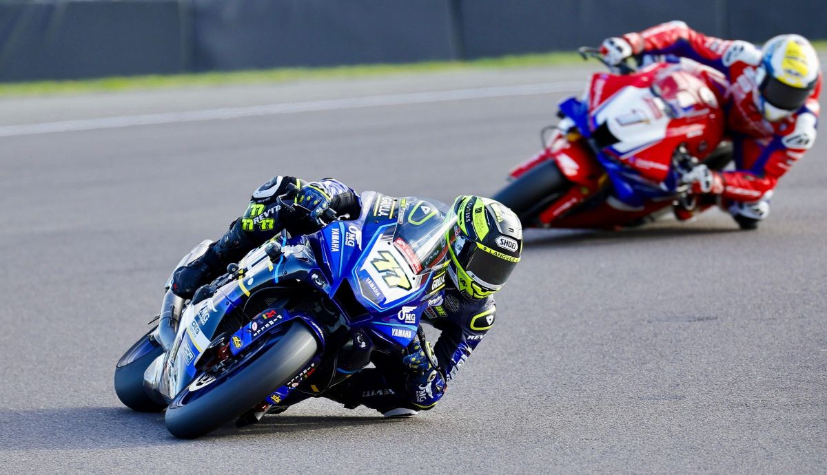 Kyle Ryde se impuso en la primera carrera ante el todavía líder Tommy Bridewell