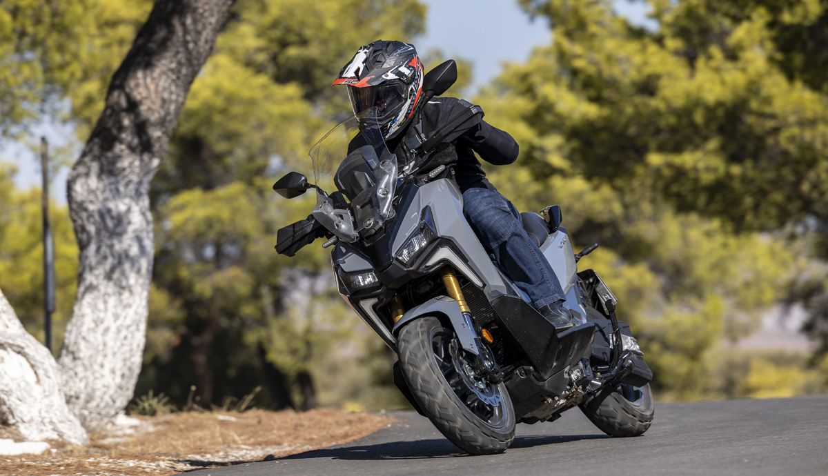SYM ADXTG 400 accion (14)