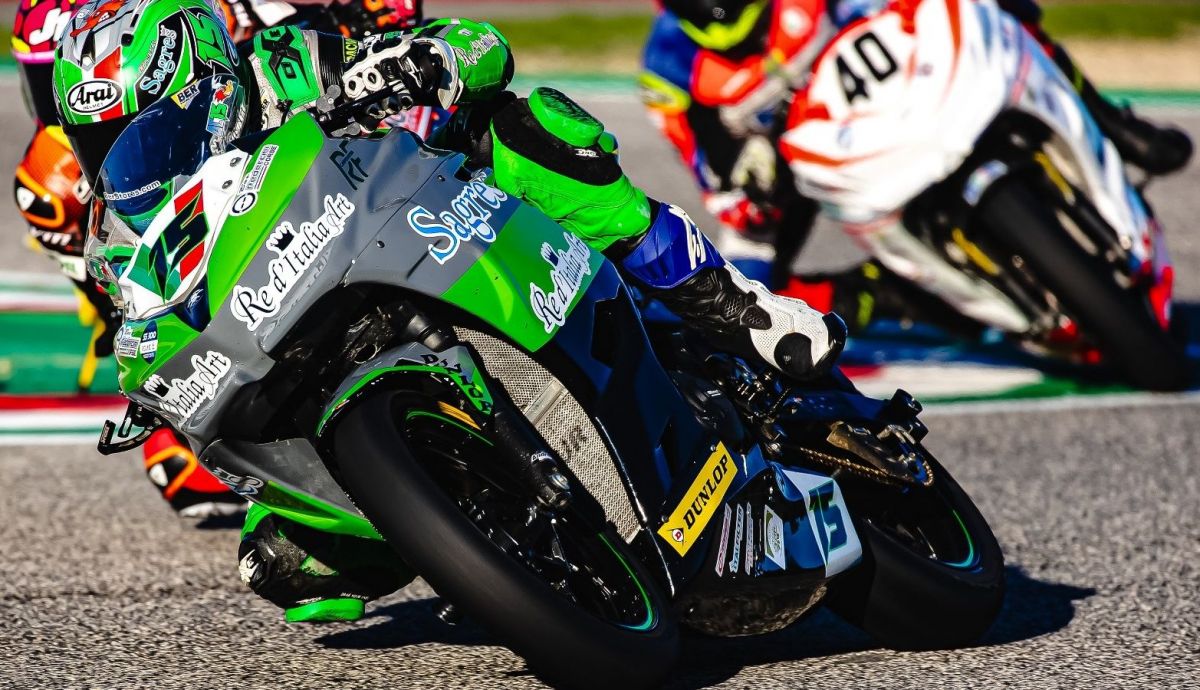 Alfonso Coppola es el campeón del CIV Supersport 300 2024 Alfonso Coppola es el campeón del CIV Supersport 300 2024