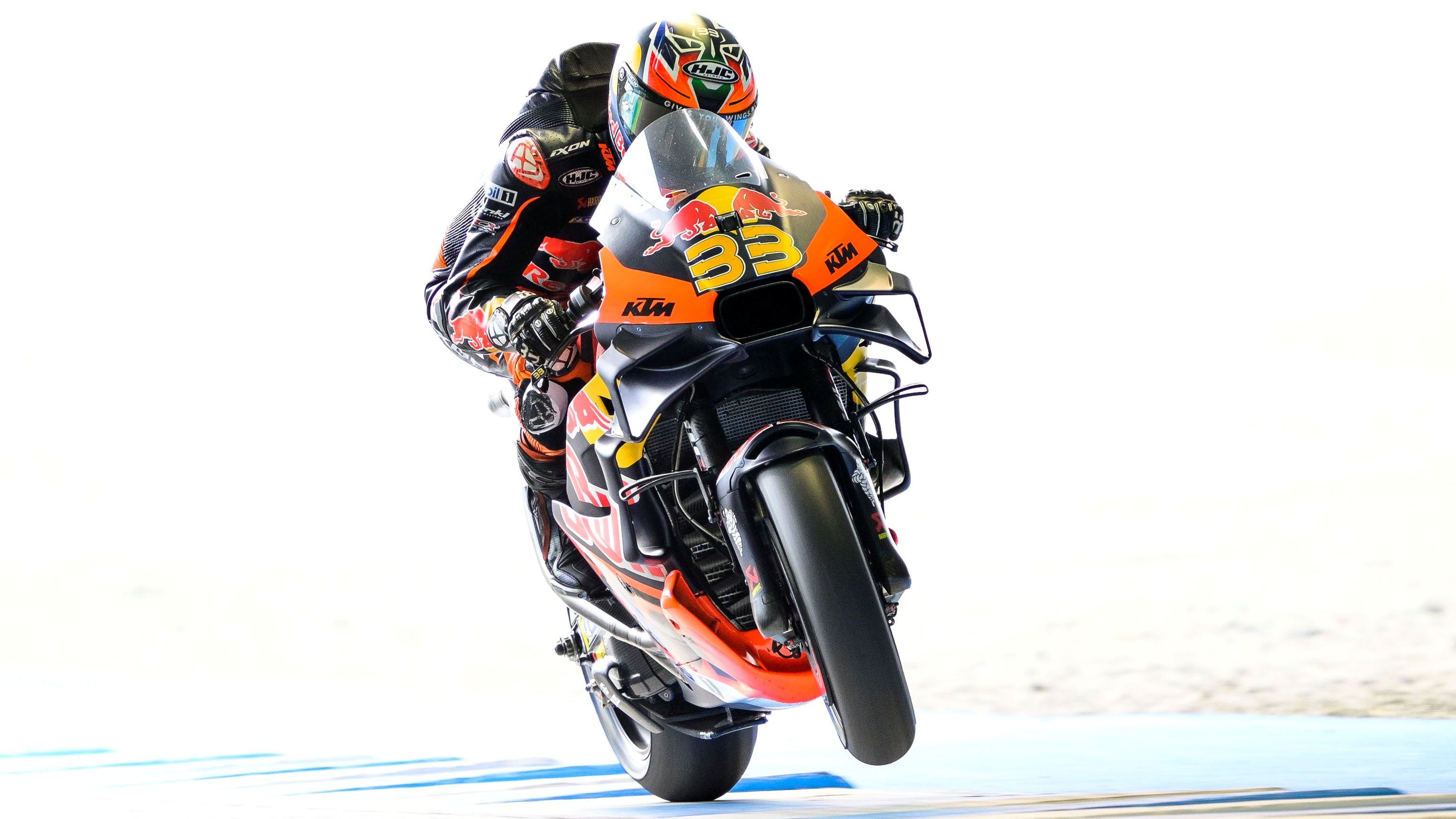 Brad Binder ha liderado el viernes de MotoGP en Japón
