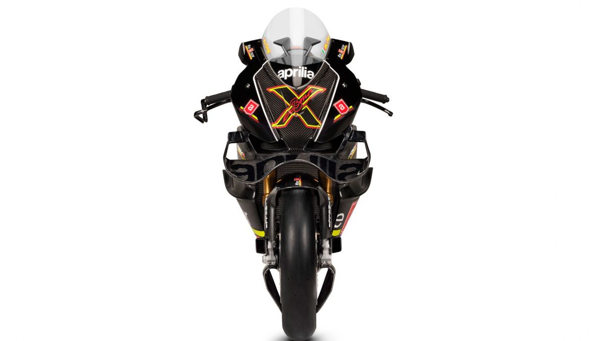 Aprilia RSV4 X ex3ma 2025 (3) Aprilia RSV4 X ex3ma 2025 (3)
