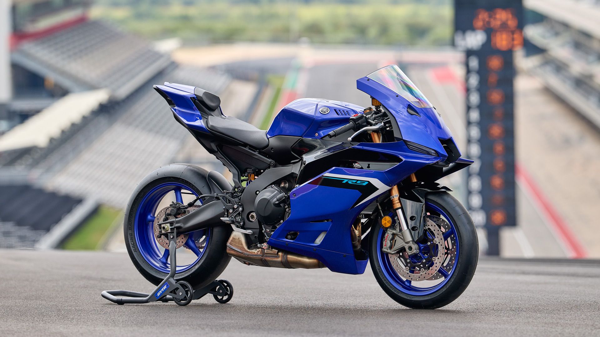 Yamaha YZF R9 2025 Estatica (2)