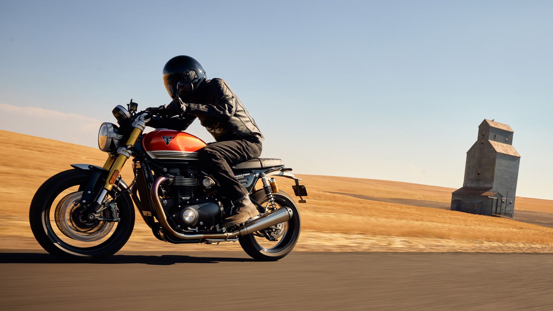 Triumph Speed Twin 1200 2025 Accion (3)