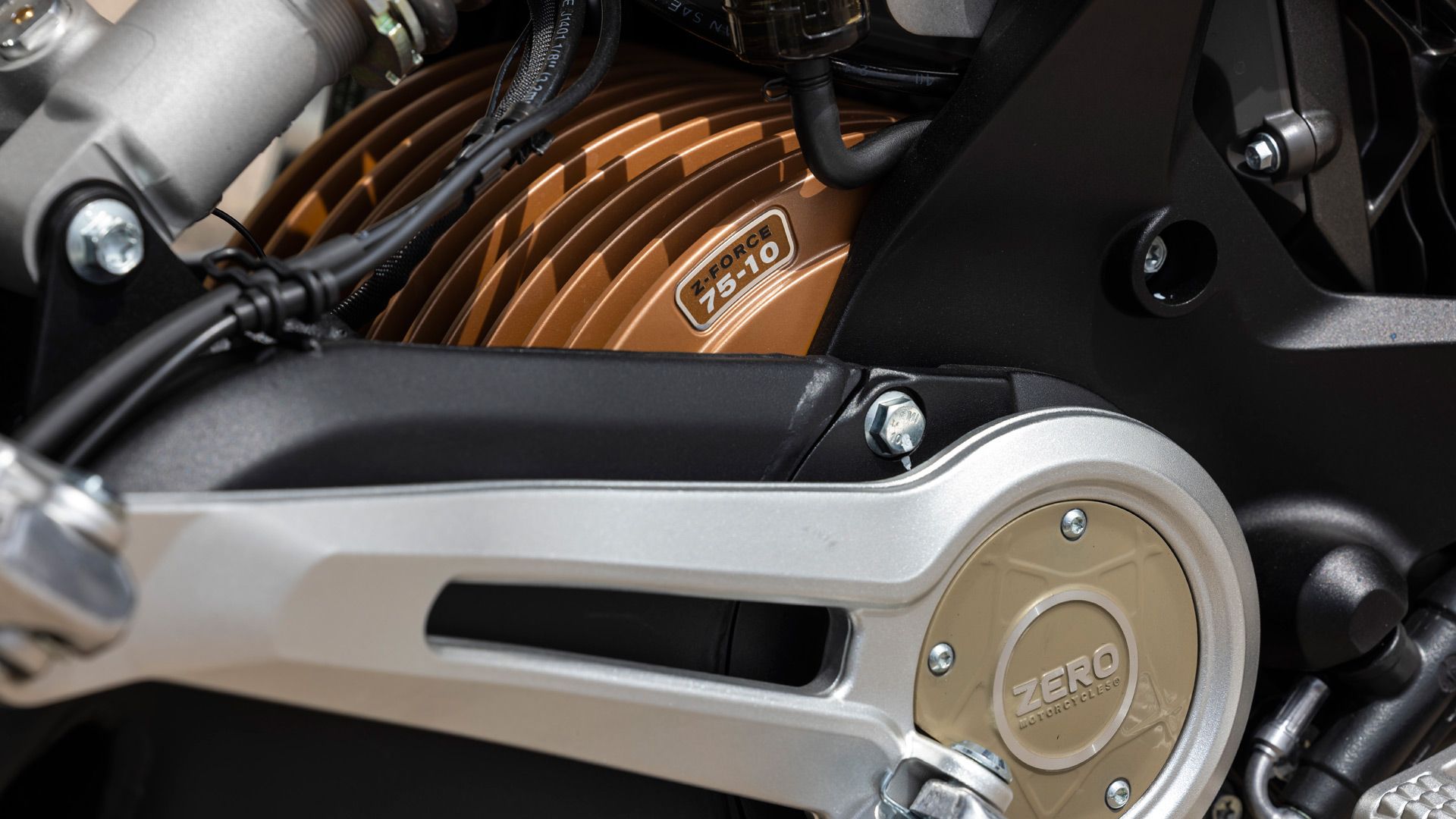Zero SR A2 2024 Detalles (3)