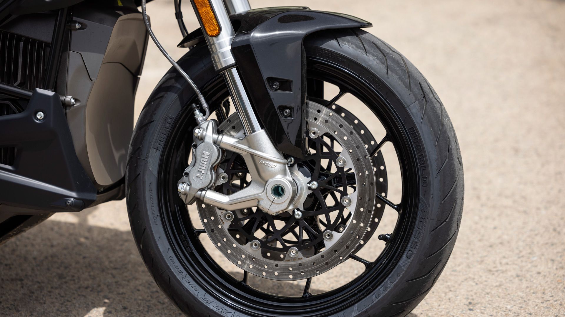Zero SR A2 2024 Detalles (5)