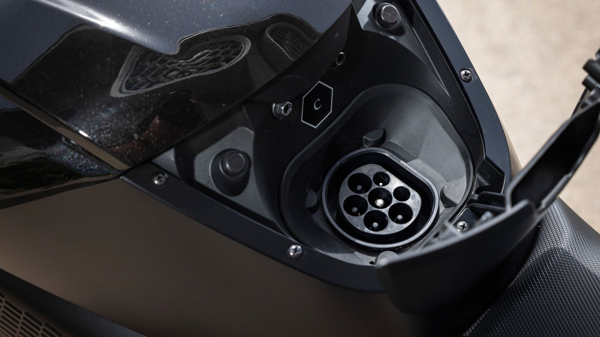 Zero SR A2 2024 Detalles (9)