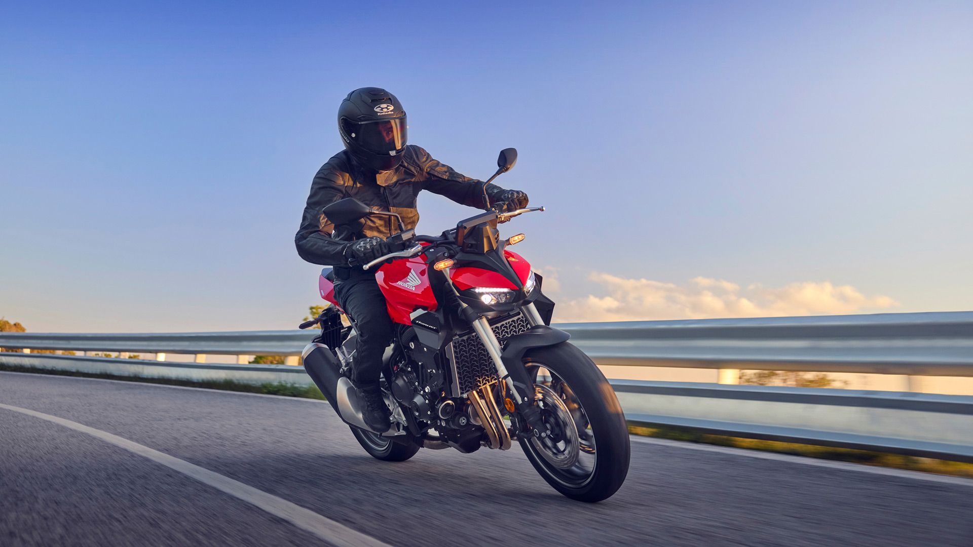 Honda CB1000 Hornet 2025 Accion (1)