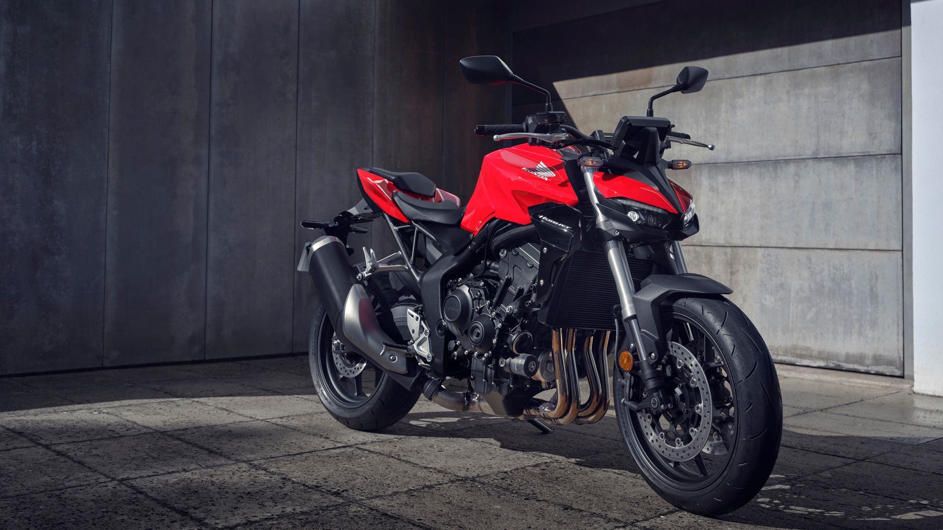Honda CB1000 Hornet 2025 Estatica (1)