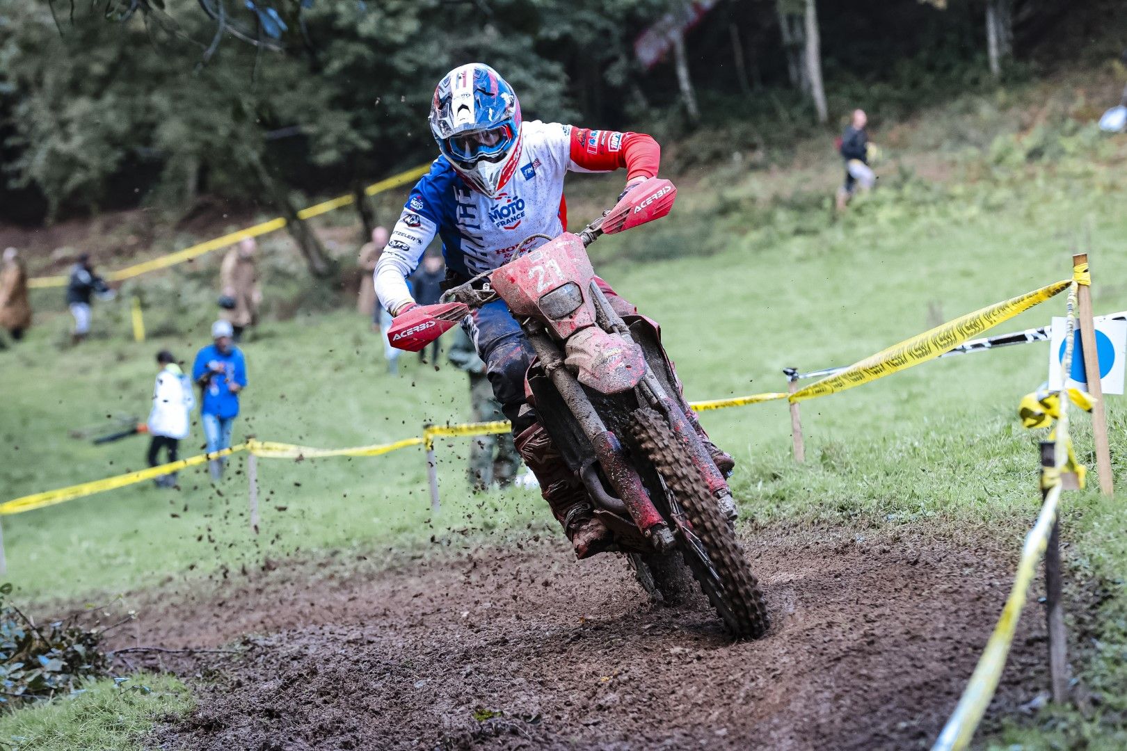 241017 ISDE Spain 1415 (Grande)