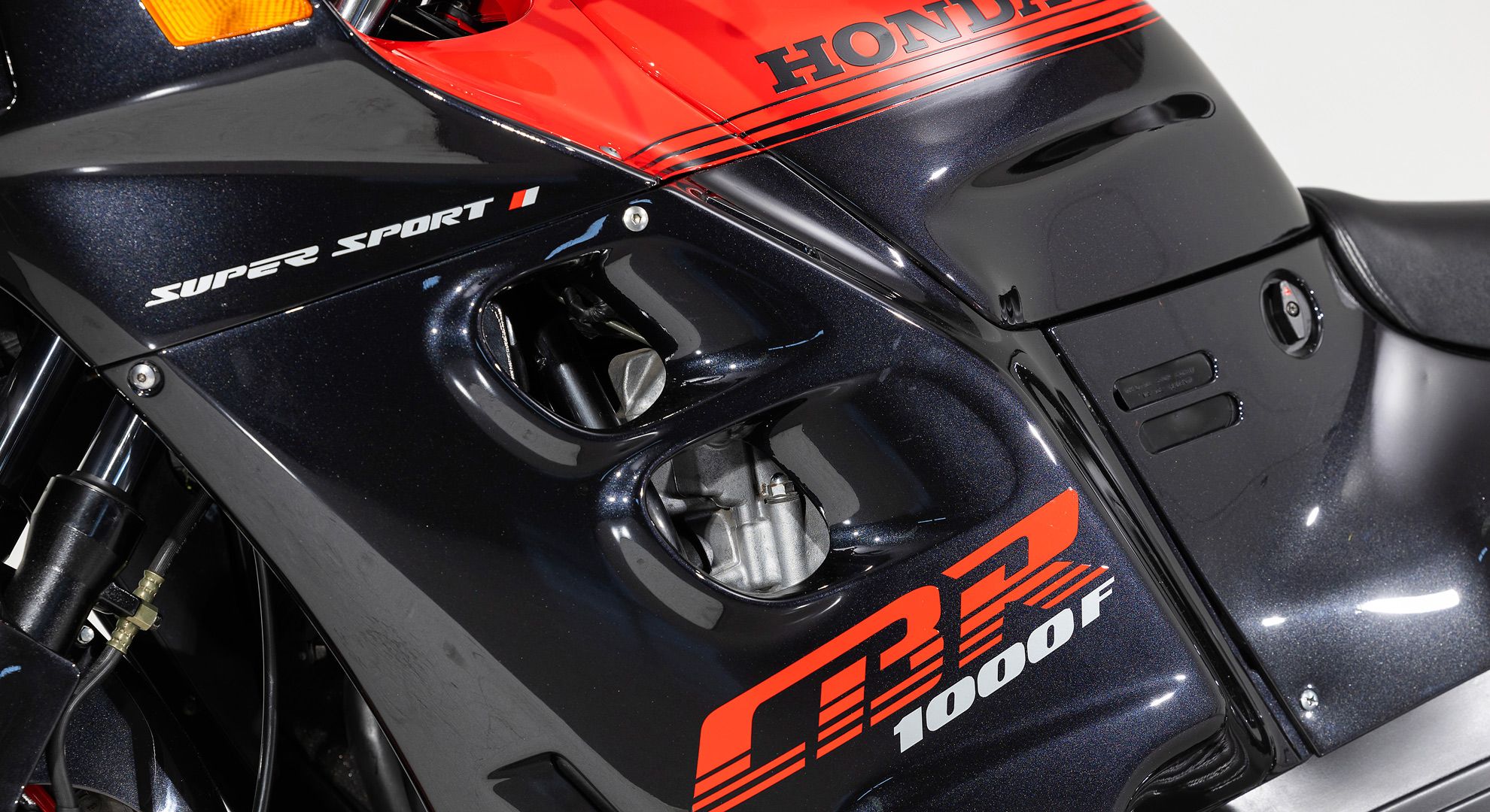 Honda CBR1000F 1987