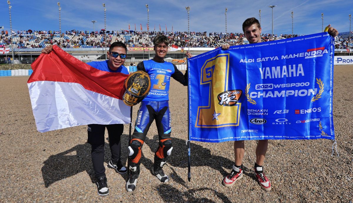 Aldi Satya Mahendra se ha proclamado campeón mundial de Supersport 300 2024