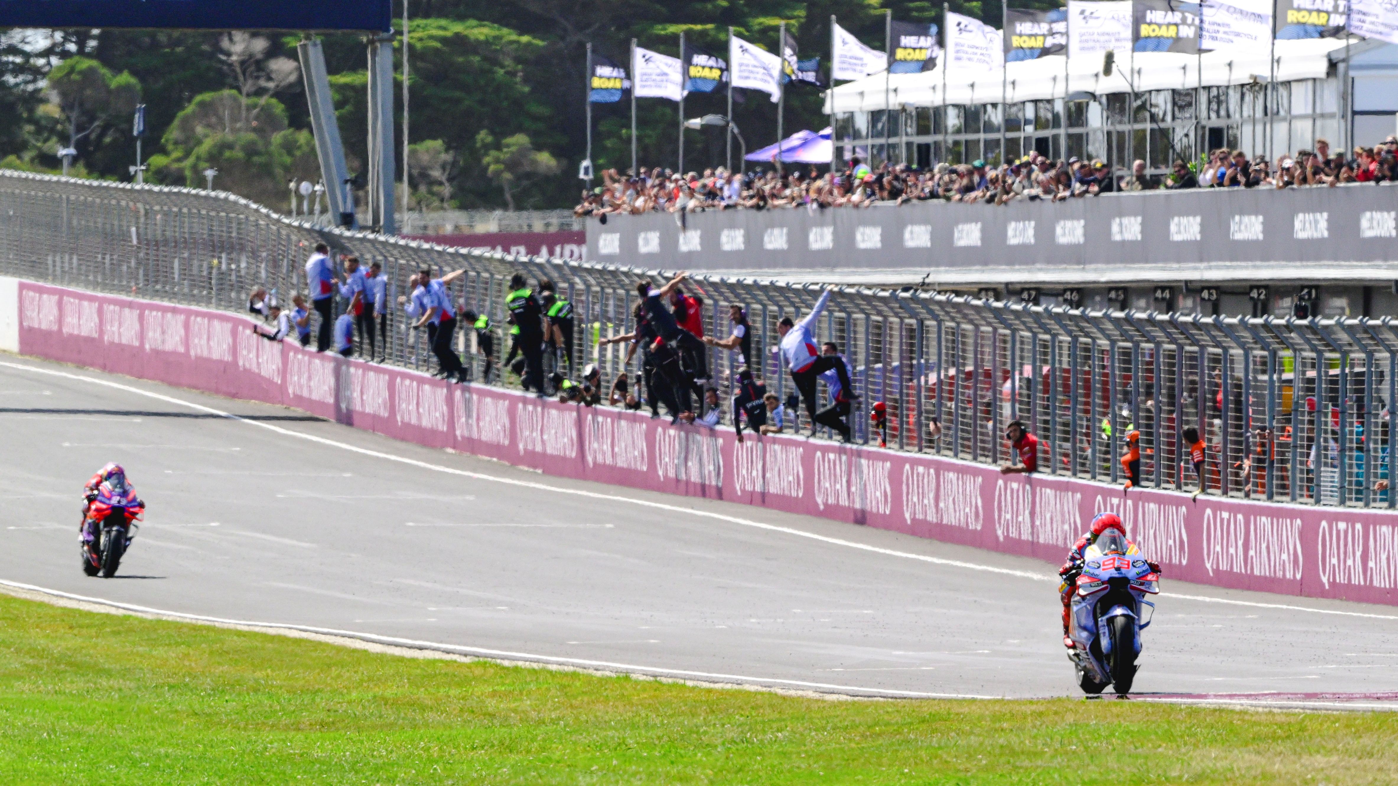 Marc Márquez se escapa de Jorge Martín rumbo a la victoria, MotoGP Australia 2024