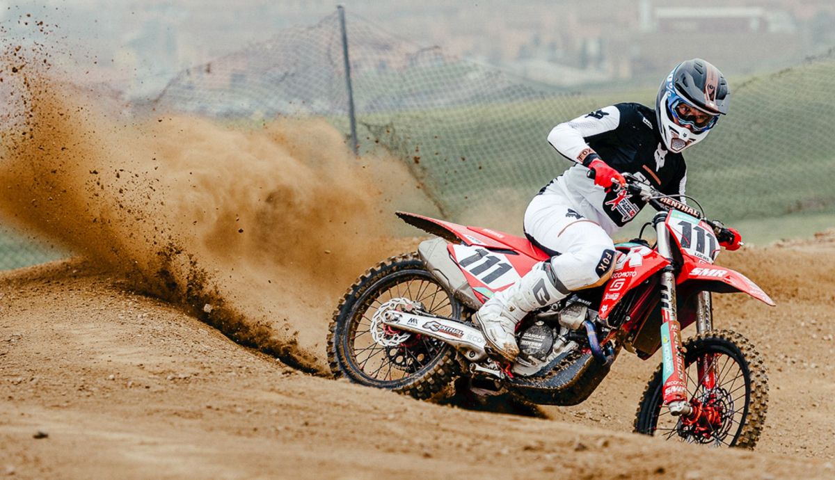 gasgas-mc-350f-secomoto-racing-lucas-bodega-1_7_1200x690.jpeg