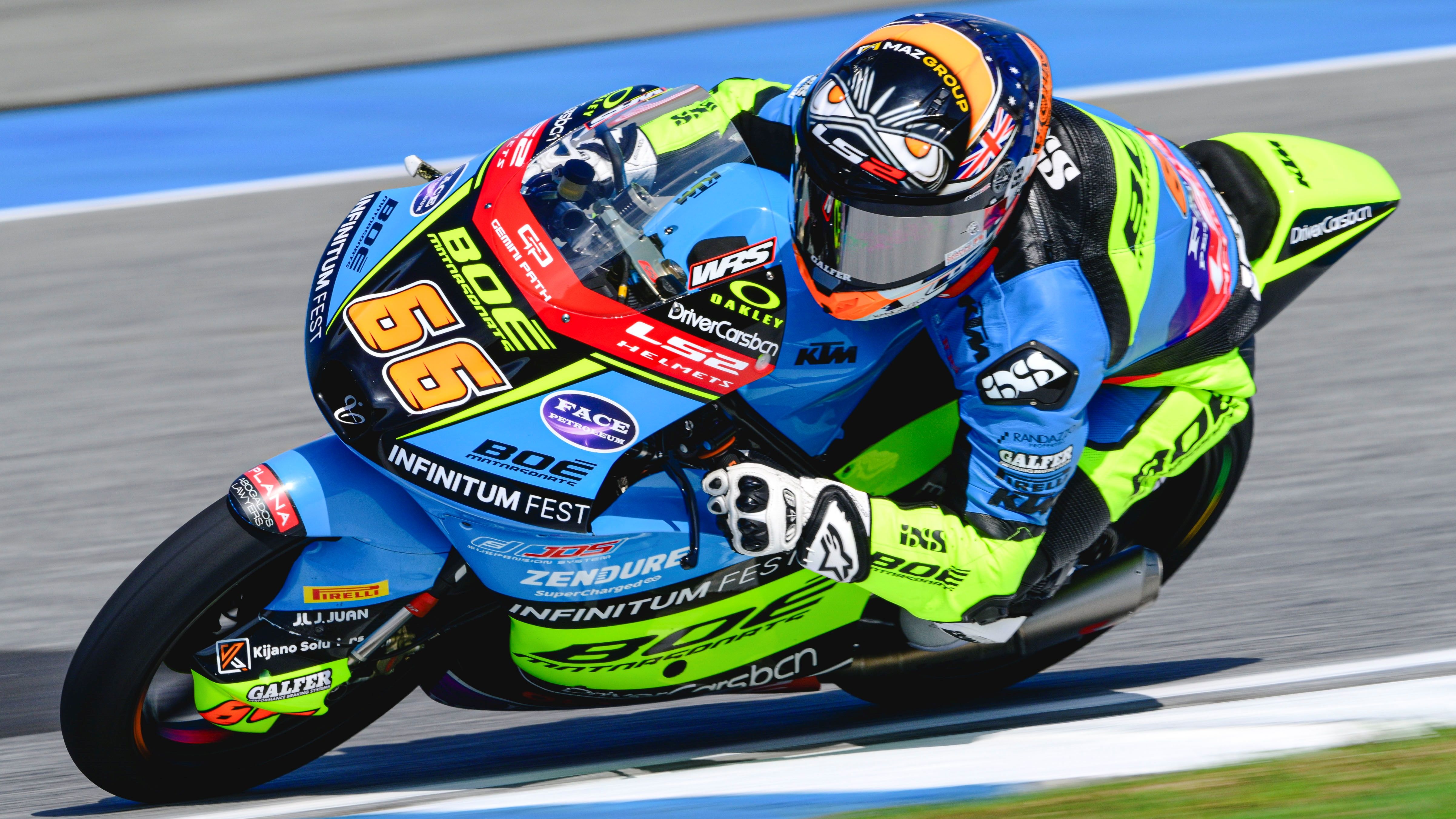 Joel Kelso ha conseguido en Tailandia su primera pole en Moto3