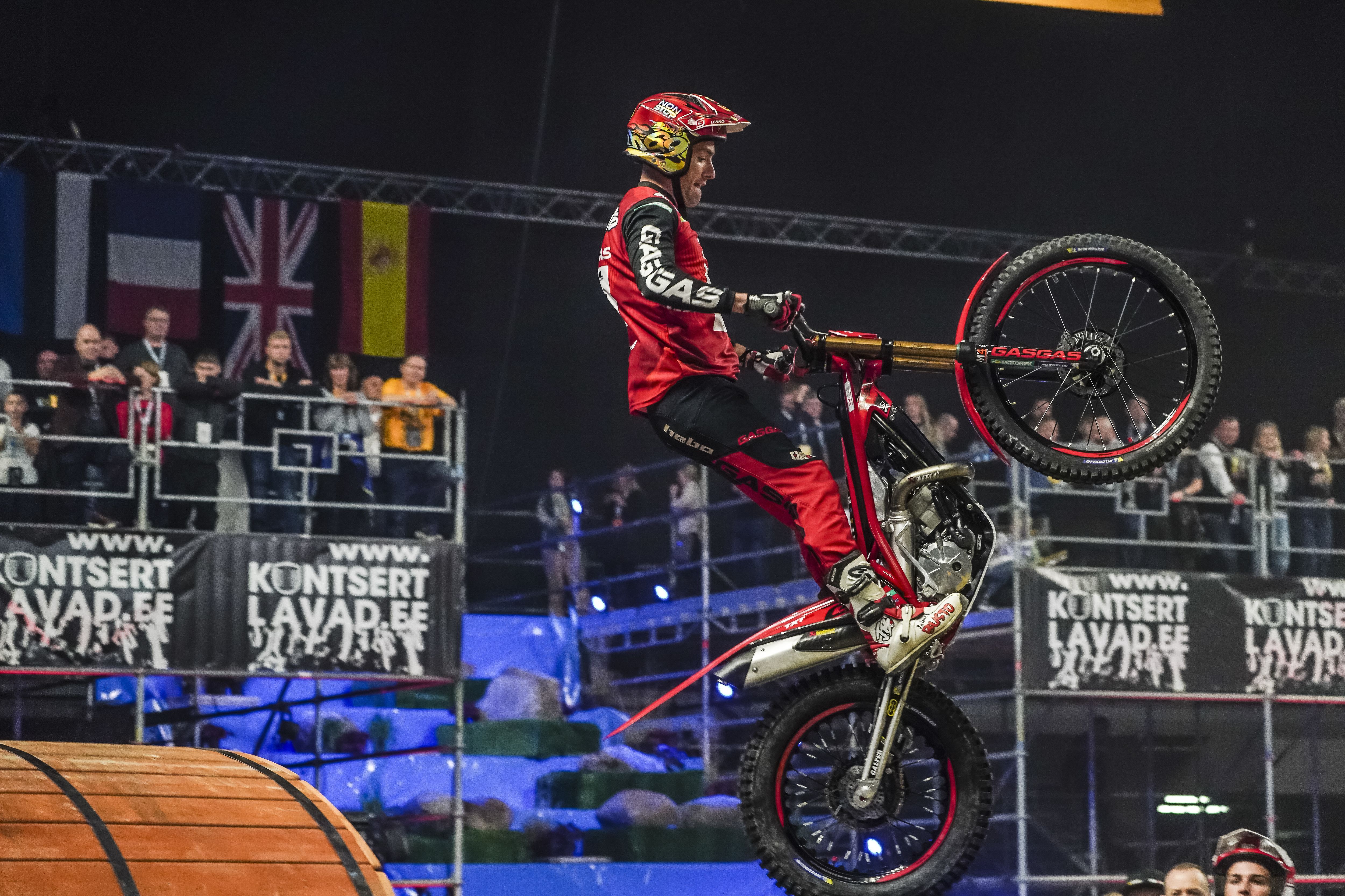 Jaime Busto (GASGAS) gana el Xtrial de Tallin. Toni Bou no se clasifica para la final.