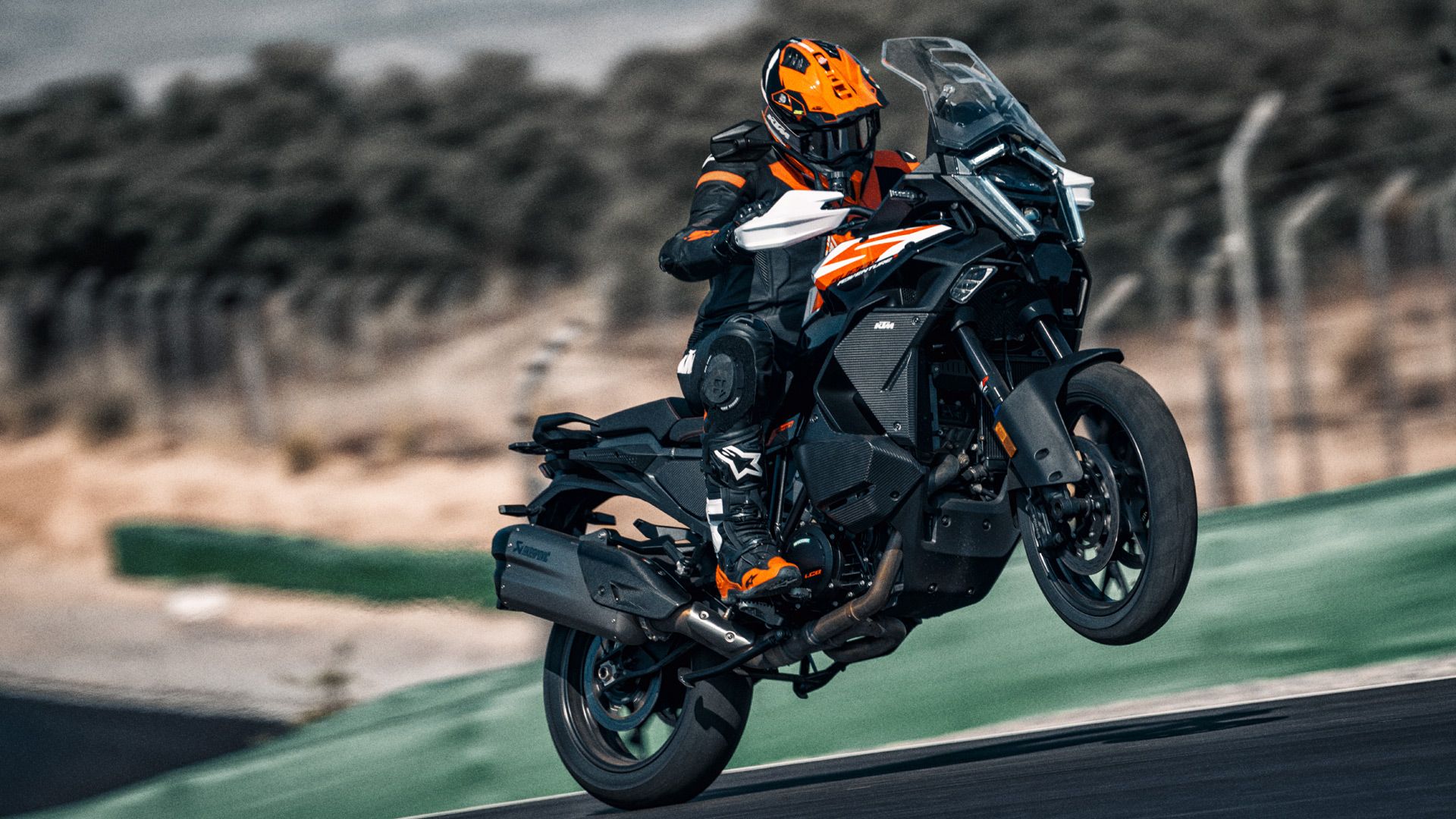 KTM 1390 Super Adventure S 2025 Accion (5)