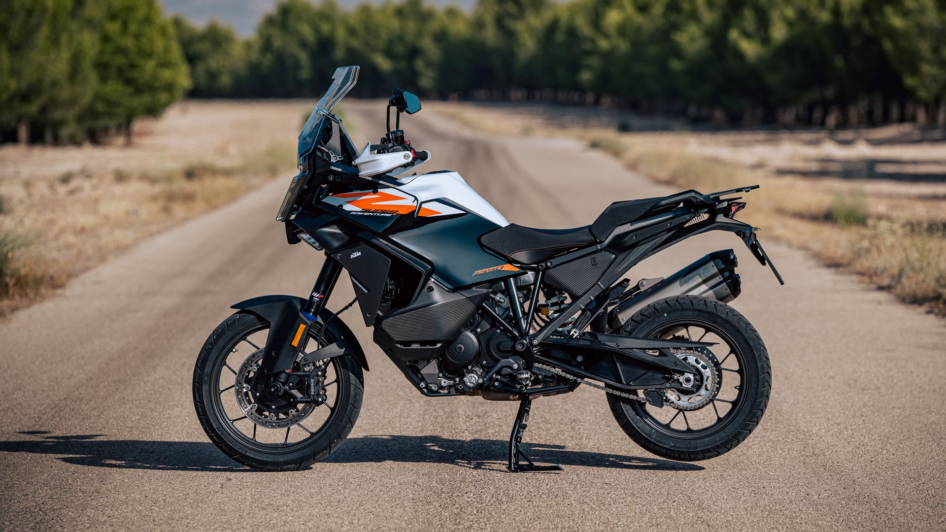 KTM 1390 Super Adventure S 2025 Estatica (1)