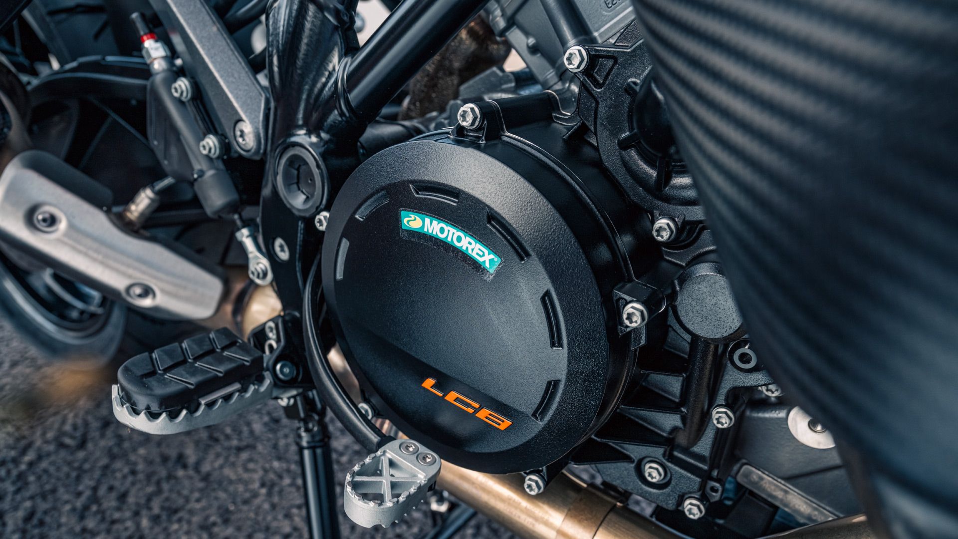 KTM 1390 Super Adventure S EVO 2025 Detalles (5)
