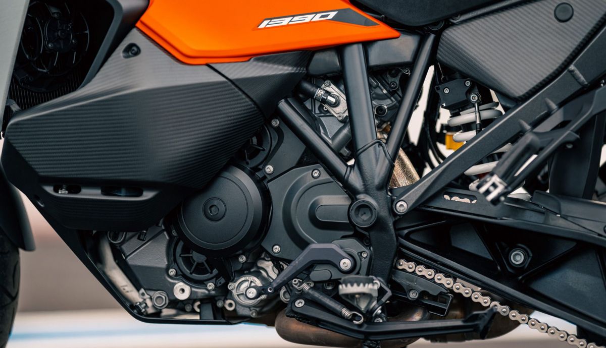 KTM 1390 Super Adventure S EVO 2025 Detalles (8)