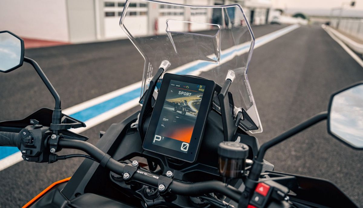 KTM 1390 Super Adventure S EVO 2025 Detalles (9)