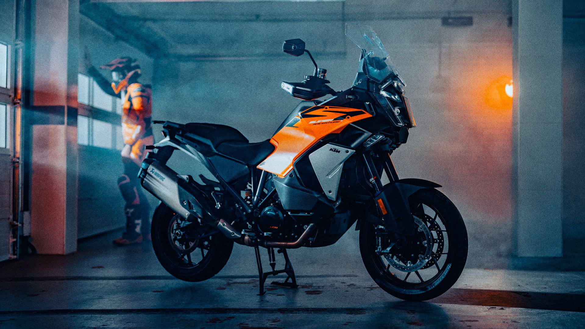 KTM 1390 Super Adventure S EVO 2025 Estatica (5)