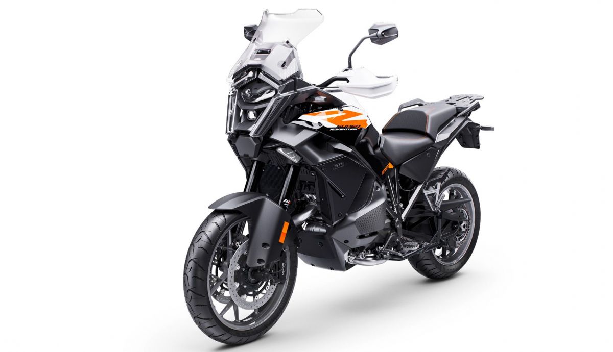 KTM 1390 Super Adventure S EVO 2025 Estudio (4)