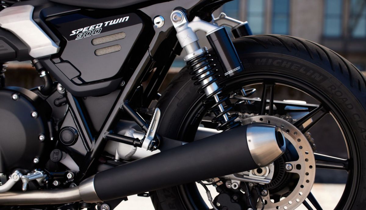 Triumph Speed Twin 900 2025 Detalles (9) Triumph Speed Twin 900 2025 Detalles (9)