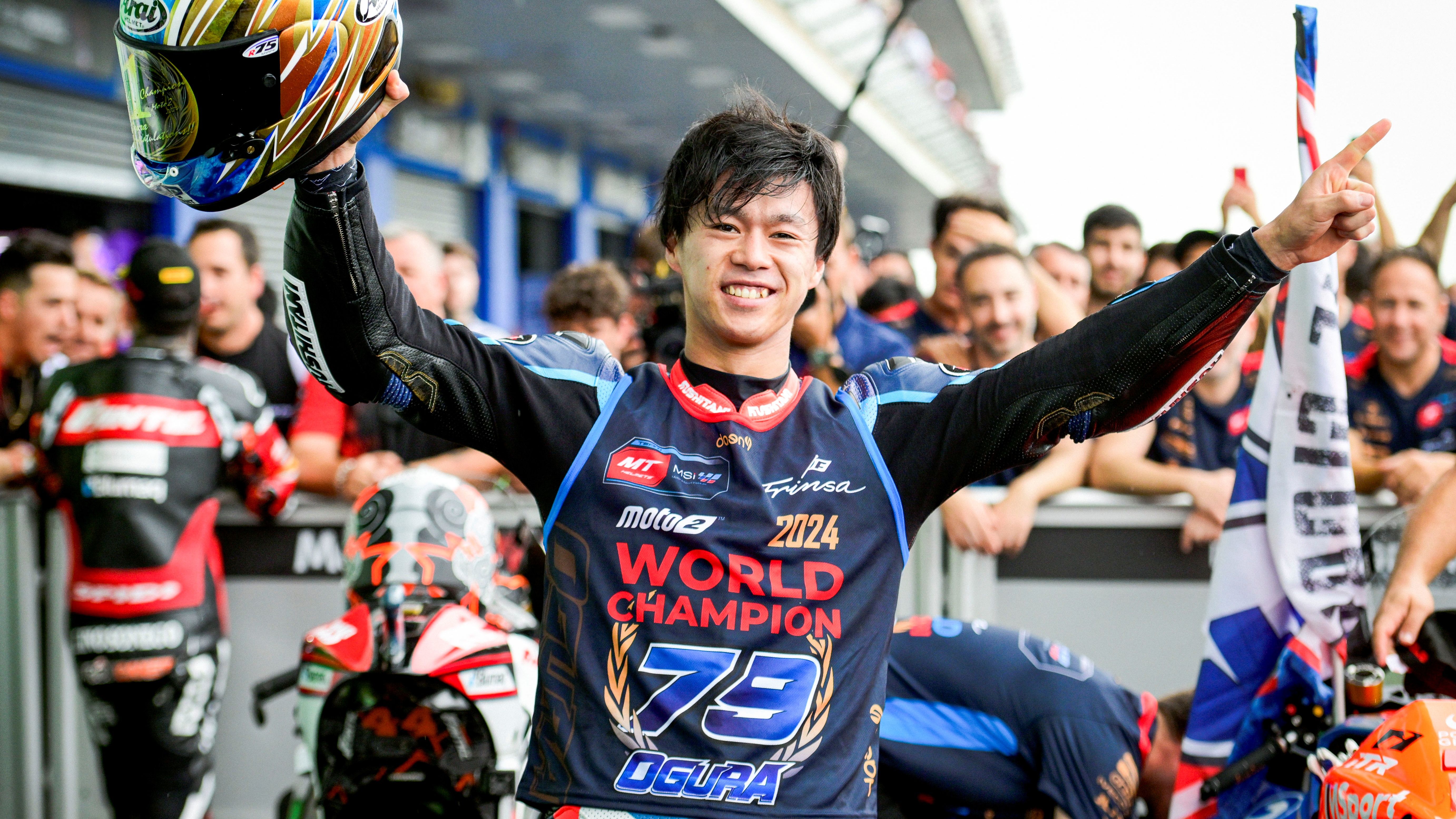 Ai Ogura festeja su título mundial, Moto2 Tailandia 2024