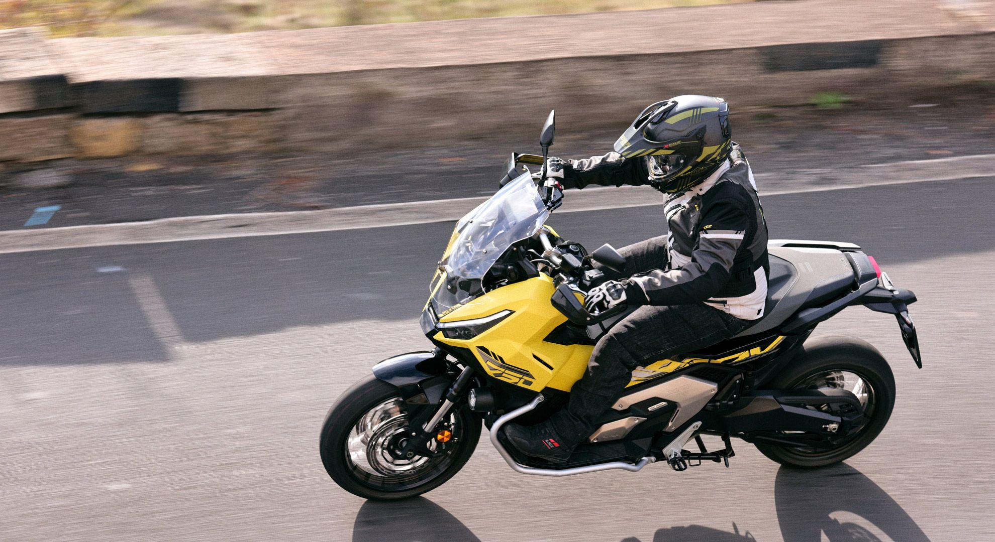 Honda X ADV 2025 (13)