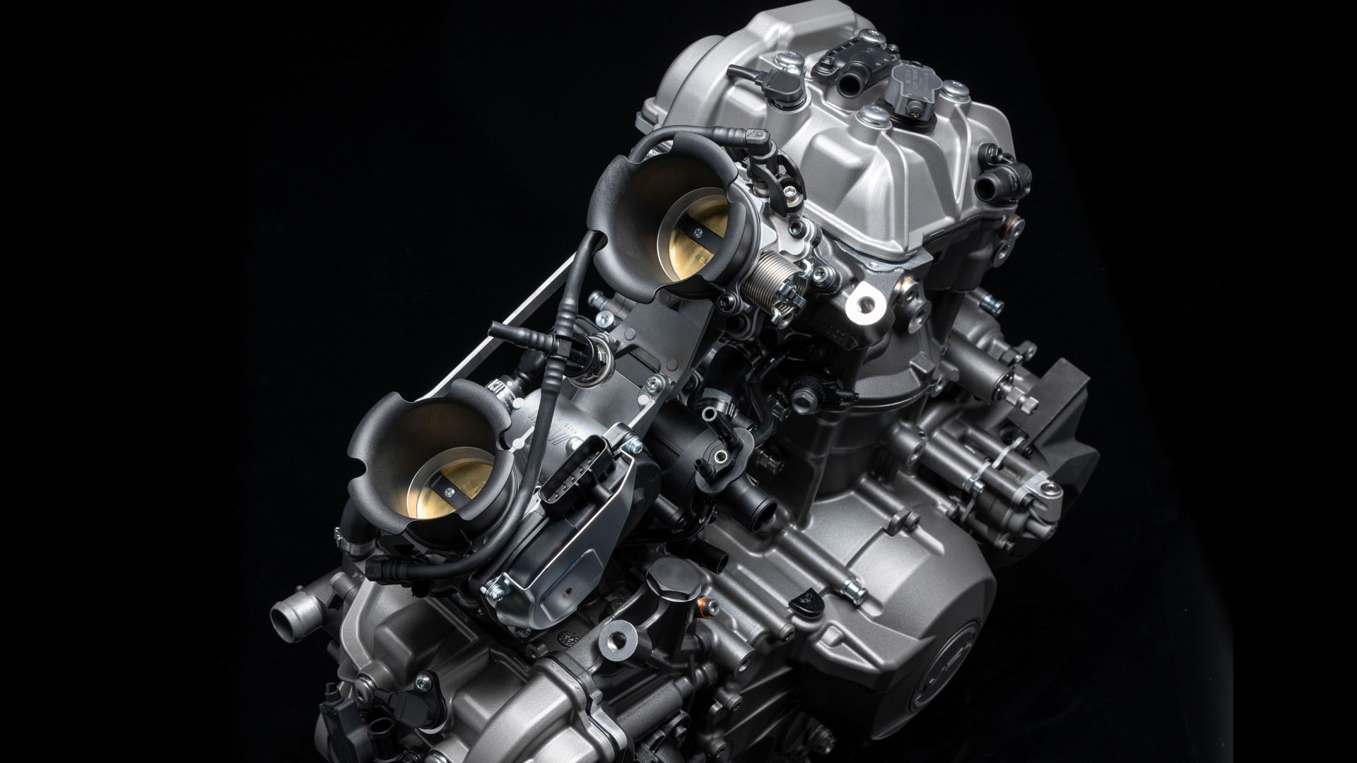 Ducati Motor V2 890 2025 (32)