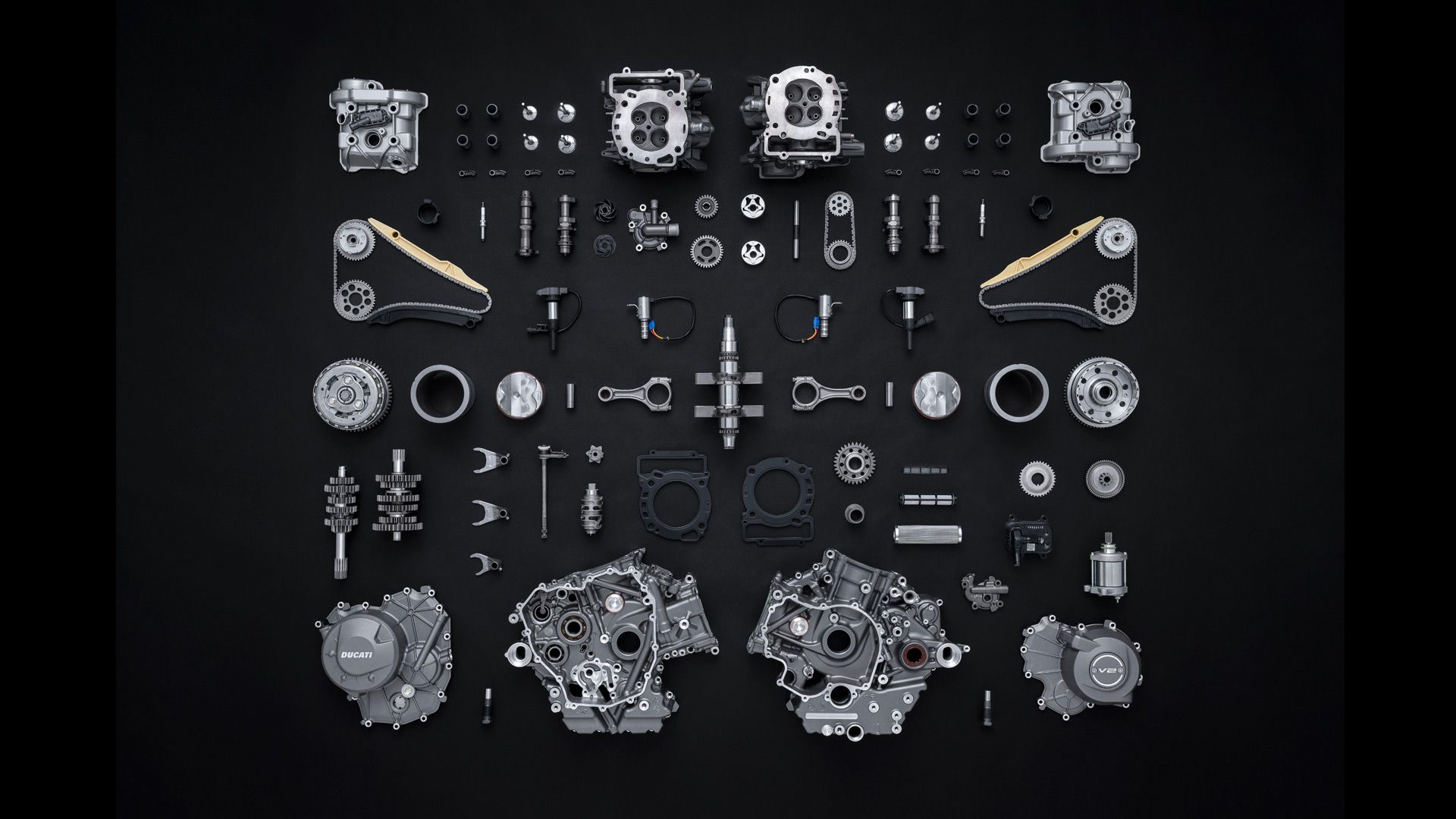 Ducati Motor V2 890 2025 (7)